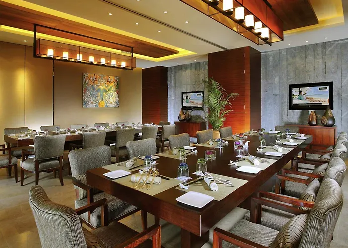 Pullman Oceanview Sanya Bay Resort & Spa
